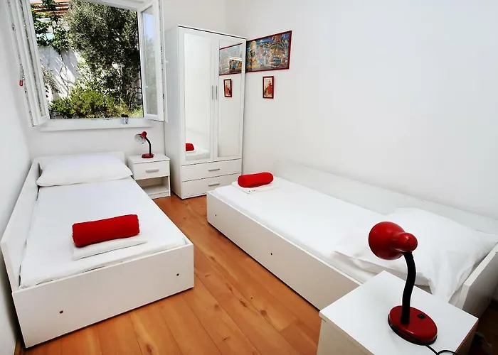 Apartment Dalmas Duće